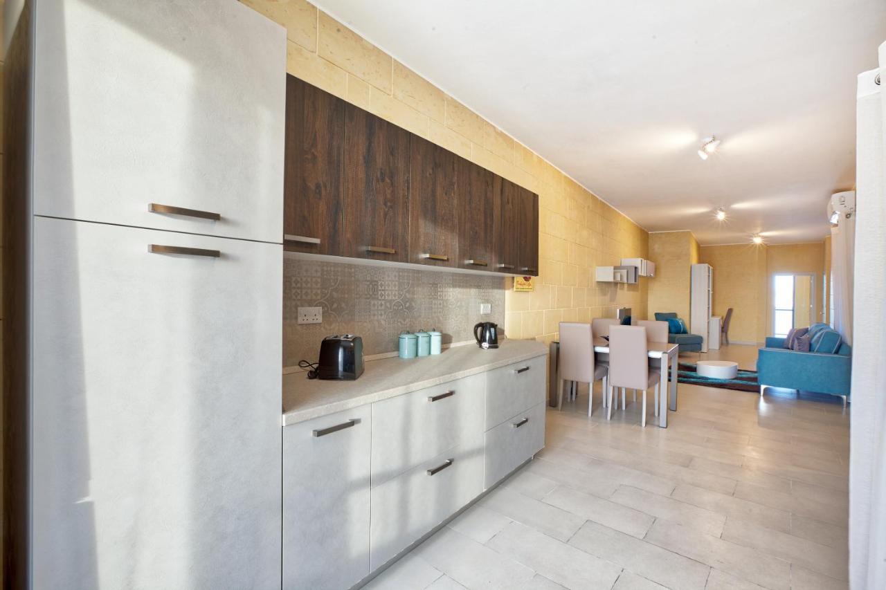 Summer Fields Penthouse With Amazing Views Apartment Sannat Екстериор снимка